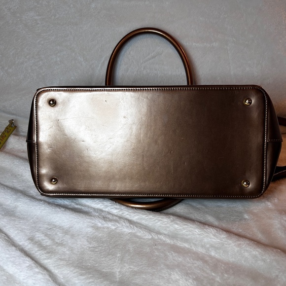 Lauren Ralph Lauren Newbury double zip satchel in metallic - Picture 12 of 14